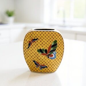 1981 Takahashi San Francisco Hand Decorated Cloisonné-Style Ceramic Vase 5” x 5”